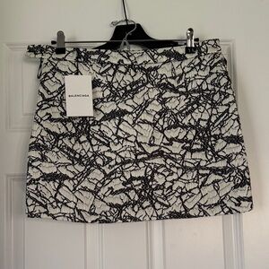 Balenciaga Monochrome Patterned Mini Skirt Size 38